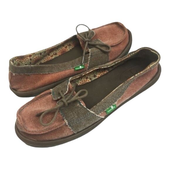Sanuk Abbey Sidewalk Surfers Loafer - Picture 1 of 7